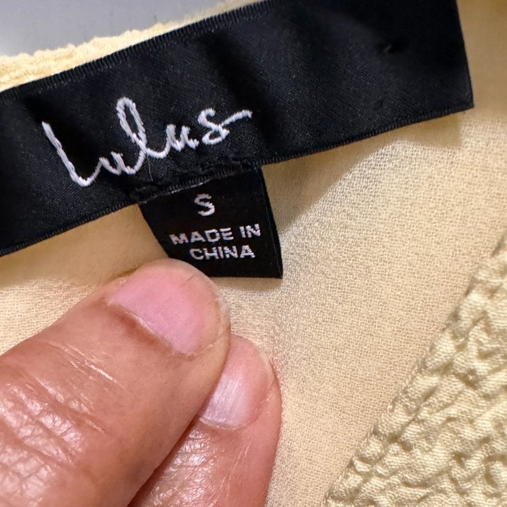 Lulu's size s light yellow puff sleeve dress - Picture 7 of 8